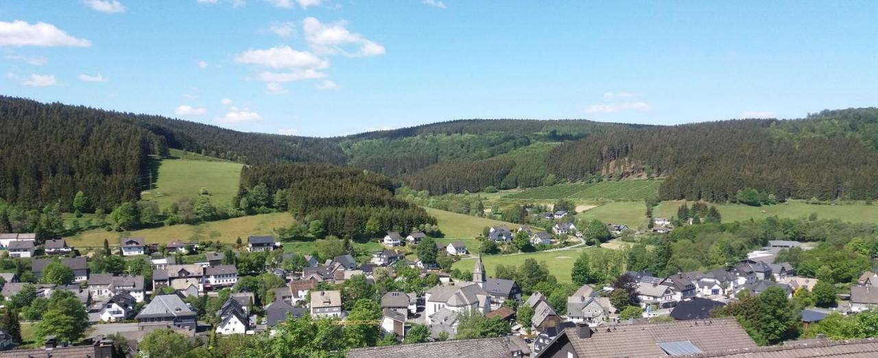 Pension Altenbeck & Ferienwohnung Winterberg Buitenkant foto